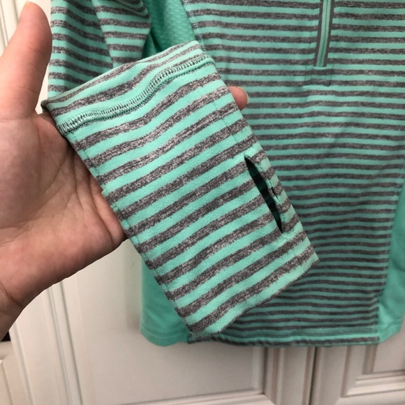 Ivivva girl’s partial zip long sleeve shirt - Picture 10 of 11